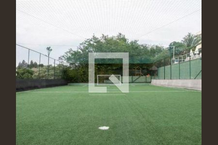 Casa à venda com 3 quartos, 240m² em Suru, Barueri