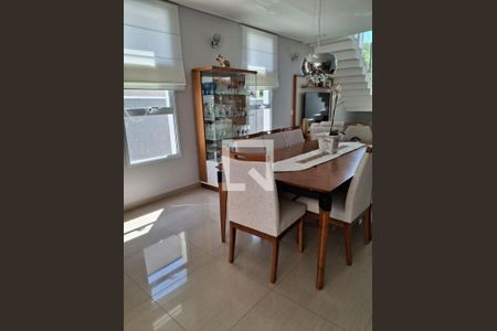 Casa à venda com 3 quartos, 212m² em Suru, Barueri