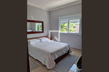 Casa à venda com 3 quartos, 212m² em Suru, Barueri