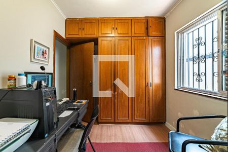 Casa à venda com 3 quartos, 180m² em Vila Bertioga, São Paulo