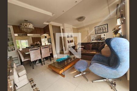 Casa à venda com 4 quartos, 300m² em Vila Santos, São Paulo