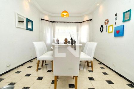 Casa à venda com 4 quartos, 440m² em Vila Santos, São Paulo