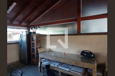 Casa à venda com 3 quartos, 200m² em Vila Santos, São Paulo