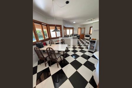 Casa à venda com 4 quartos, 421m² em Morada dos Pássaros, Barueri