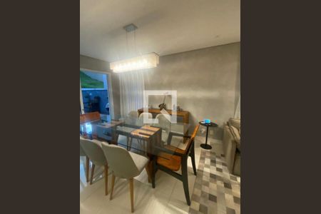 Casa à venda com 3 quartos, 200m² em Suru, Barueri