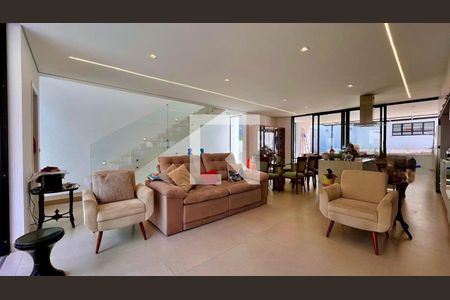 Casa à venda com 3 quartos, 308m² em Morada das Nuvens, Barueri