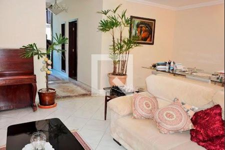 Casa à venda com 4 quartos, 300m² em Residencial das Estrelas, Barueri