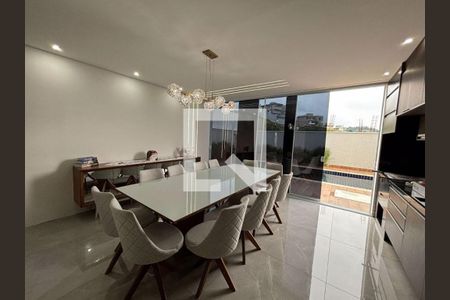 Casa à venda com 4 quartos, 310m² em Sítio do Rosário, Barueri