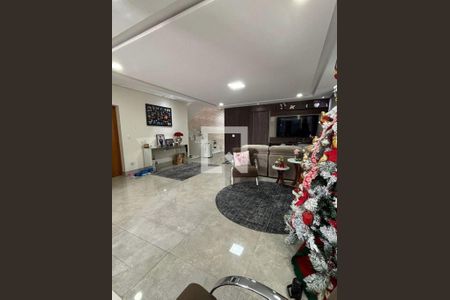 Casa à venda com 4 quartos, 310m² em Sítio do Rosário, Barueri
