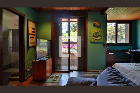 Casa à venda com 7 quartos, 628m² em Aldeia da Serra, Barueri