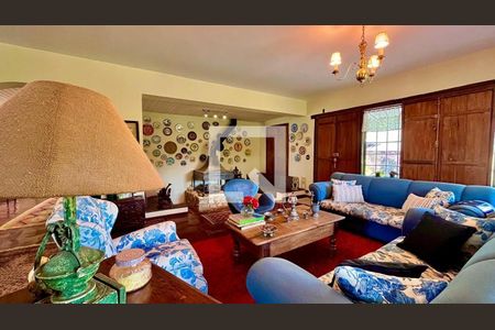Casa à venda com 4 quartos, 920m² em Chácaras Boa Vista, Barueri