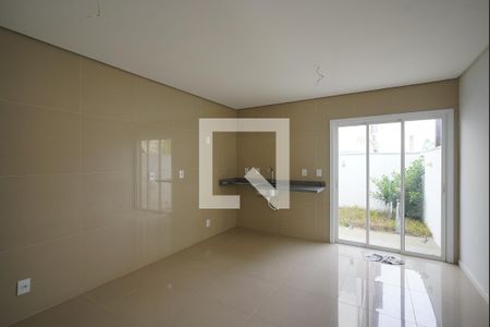 Casa de Condomínio à venda com 2 quartos, 75m² em Guarujá, Porto Alegre