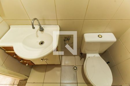 Banheiro de kitnet/studio para alugar com 1 quarto, 30m² em Mooca, São Paulo