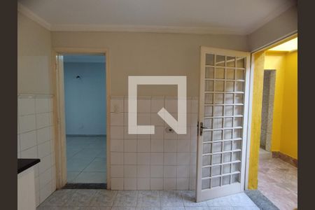 Cozinha - Torneira de casa para alugar com 3 quartos, 120m² em Vila das Merces, São Paulo