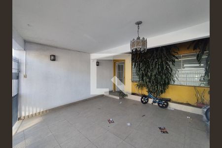 Garagem de casa para alugar com 3 quartos, 120m² em Vila das Merces, São Paulo