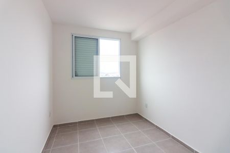 Quarto 1 de apartamento para alugar com 2 quartos, 39m² em Jardim Boa Vista (zona Oeste), Osasco