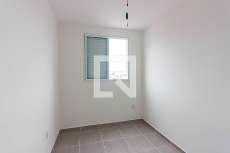 Quarto 2 de apartamento para alugar com 2 quartos, 39m² em Jardim Boa Vista (zona Oeste), Osasco