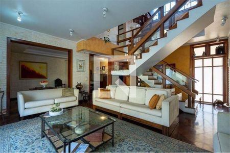 Casa à venda com 5 quartos, 433m² em Morada dos Pássaros, Barueri