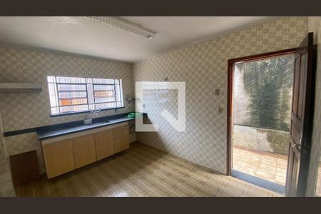 Casa à venda com 3 quartos, 145m² em Jardim Leonor Mendes de Barros, São Paulo