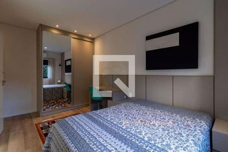 Casa à venda com 3 quartos, 305m² em Morada das Flores (Aldeia da Serra), Barueri