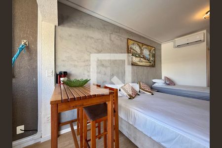 Quarto de kitnet/studio para alugar com 1 quarto, 28m² em Campo Belo, São Paulo