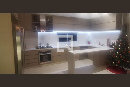 Casa à venda com 4 quartos, 464m² em Suru, Barueri