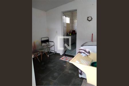 Casa à venda com 2 quartos, 110m² em Jardim Utinga, Santo André