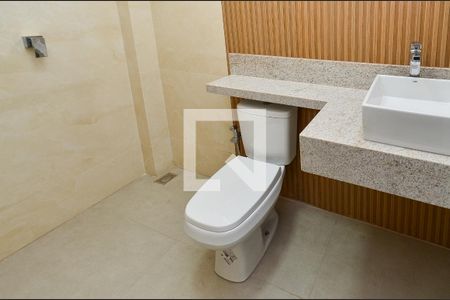 Banheiro Suíte de casa à venda com 4 quartos, 160m² em Nova Floresta, Belo Horizonte