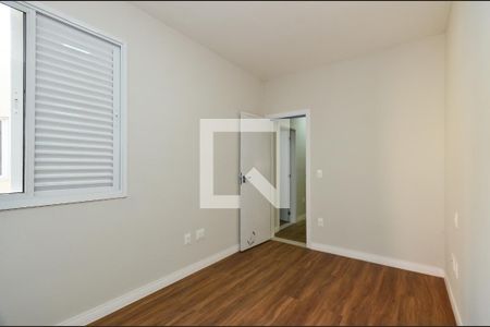 Suíte de casa à venda com 4 quartos, 160m² em Nova Floresta, Belo Horizonte