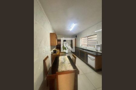 Casa à venda com 3 quartos, 280m² em Conjunto Habitacional Coluna, São Bernardo do Campo