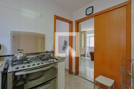 Apartamento à venda com 3 quartos, 108m² em Santo Antônio, Belo Horizonte