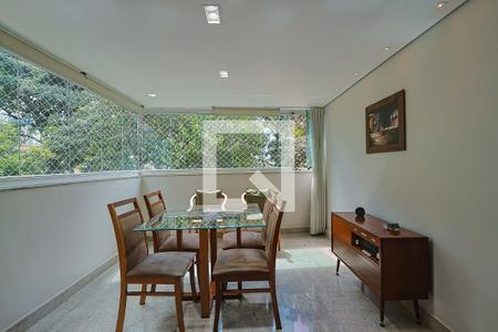 Apartamento à venda com 3 quartos, 108m² em Santo Antônio, Belo Horizonte