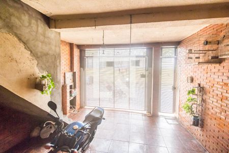 Vista da Sala de casa à venda com 3 quartos, 167m² em Vila Porto, Barueri