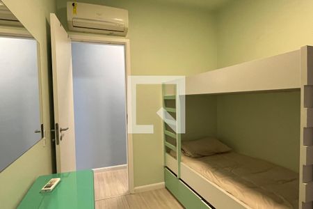 Quarto  de apartamento para alugar com 2 quartos, 74m² em Marapé, Santos
