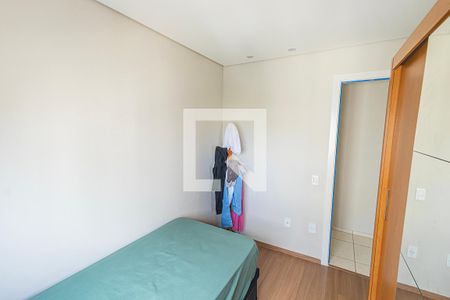 Quarto 1 de apartamento para alugar com 2 quartos, 44m² em Mantiqueira, Belo Horizonte