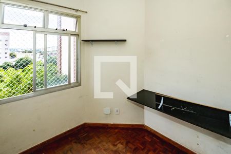 Quarto 3 de apartamento à venda com 3 quartos, 60m² em Jardim Guanabara, Belo Horizonte
