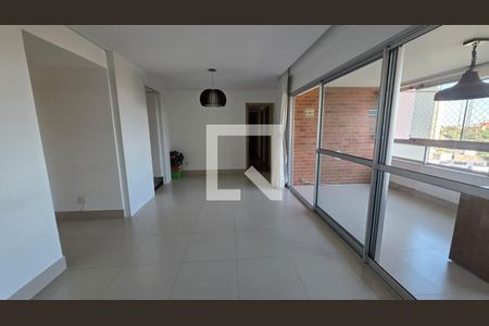 Apartamento para alugar com 4 quartos, 115m² em Estoril, Belo Horizonte