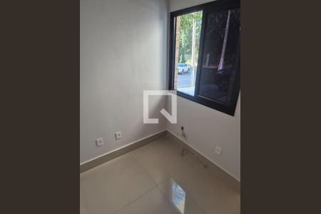 Casa de Condomínio para alugar com 3 quartos, 212m² em Swiss Park, Campinas