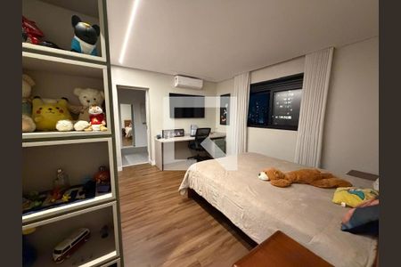 Quarto de casa de condomínio à venda com 3 quartos, 213m² em Santana, São Paulo