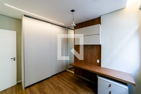 Quarto 2 de apartamento para alugar com 2 quartos, 70m² em Santo Antônio, Belo Horizonte