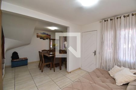Sala de casa de condomínio para alugar com 3 quartos, 180m² em Hauer, Curitiba