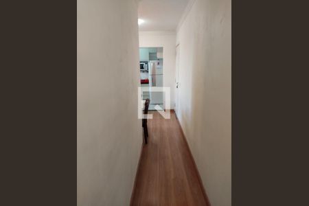 Corredor de apartamento à venda com 2 quartos, 45m² em Parque Guarapiranga, São Paulo