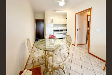 Sala de Jantar de apartamento para alugar com 2 quartos, 63m² em Canasvieiras, Florianópolis