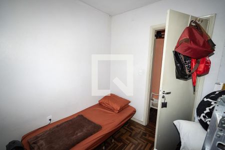 Quarto 3 de apartamento à venda com 3 quartos, 81m² em Higienópolis, Porto Alegre