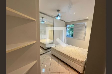 Quarto de apartamento para alugar com 3 quartos, 107m² em Centro, Florianópolis