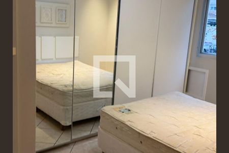 Quarto de apartamento para alugar com 3 quartos, 107m² em Centro, Florianópolis