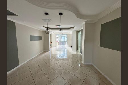 Sala de apartamento para alugar com 3 quartos, 107m² em Centro, Florianópolis