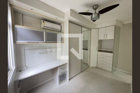Quarto de apartamento para alugar com 3 quartos, 107m² em Centro, Florianópolis