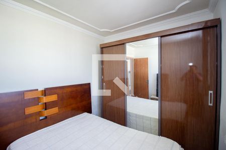 Quarto 1 de apartamento à venda com 2 quartos, 50m² em Cândida Ferreira, Contagem