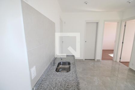 Sala / Cozinha de apartamento para alugar com 2 quartos, 39m² em Limão, São Paulo